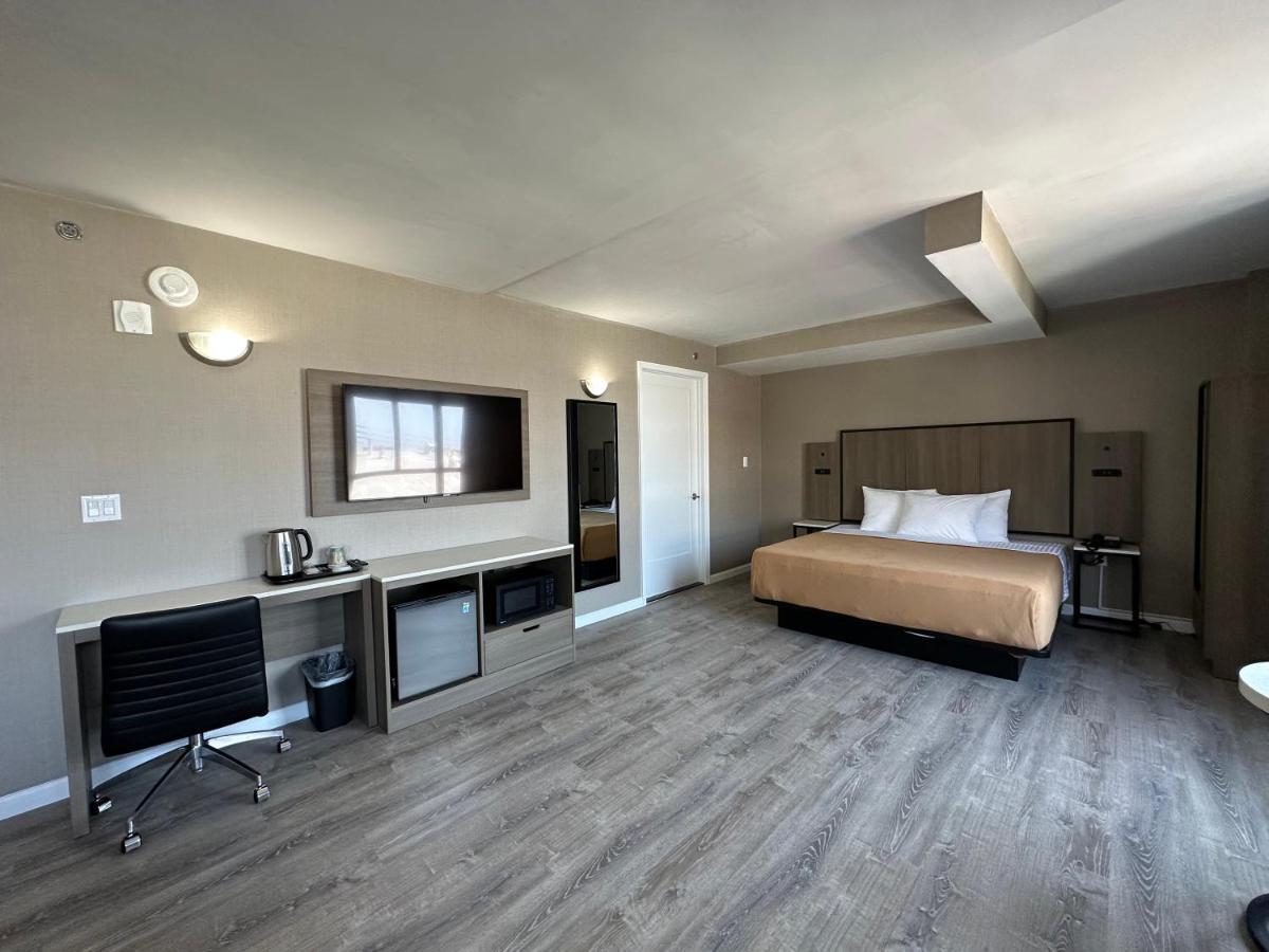 Regal Inn & Suites New York Laguardia Hotel Esterno foto